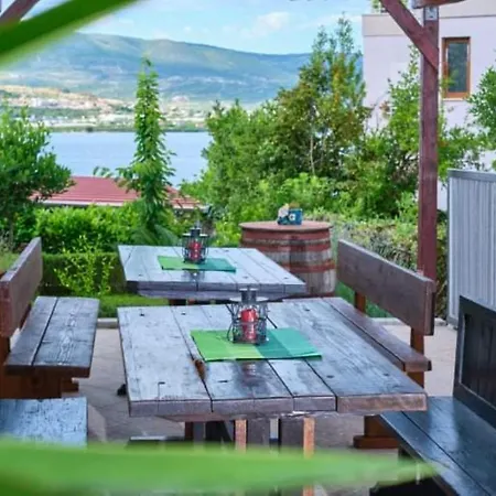 Simun - 15m From Beach * Trogir