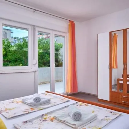 Simun - 15m From Beach Apartment *
